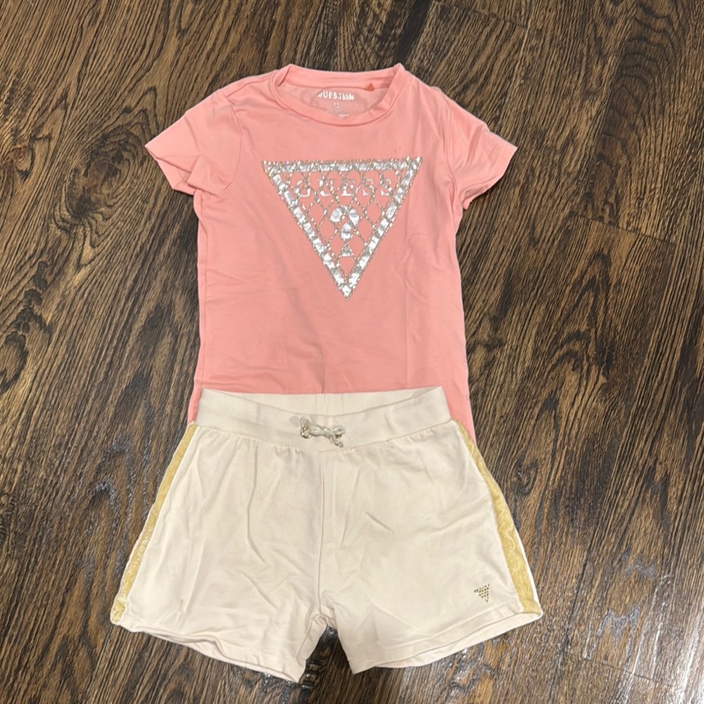 Guess Coral Tee and Beige Shorts Set